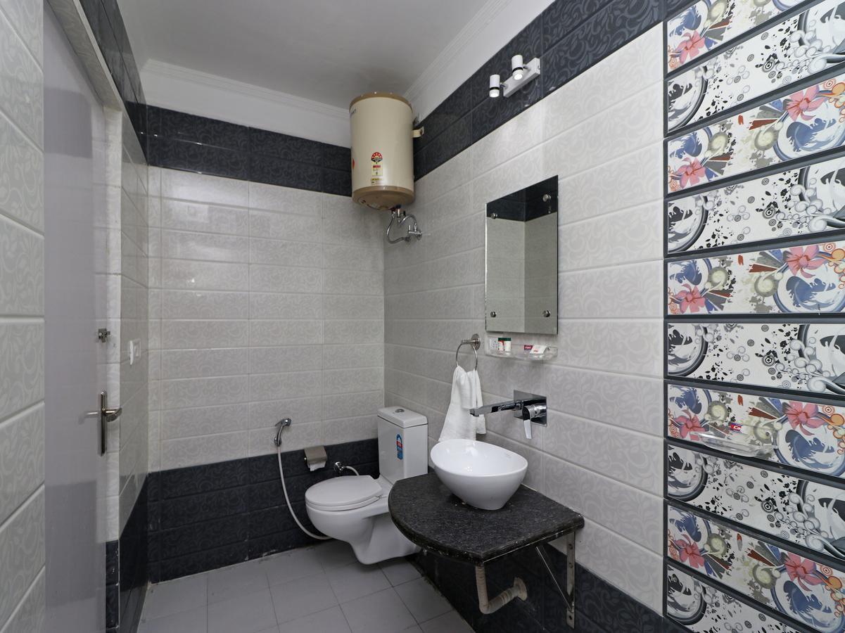 אגרה Oyo 11526 Hotel Apollo מראה חיצוני תמונה